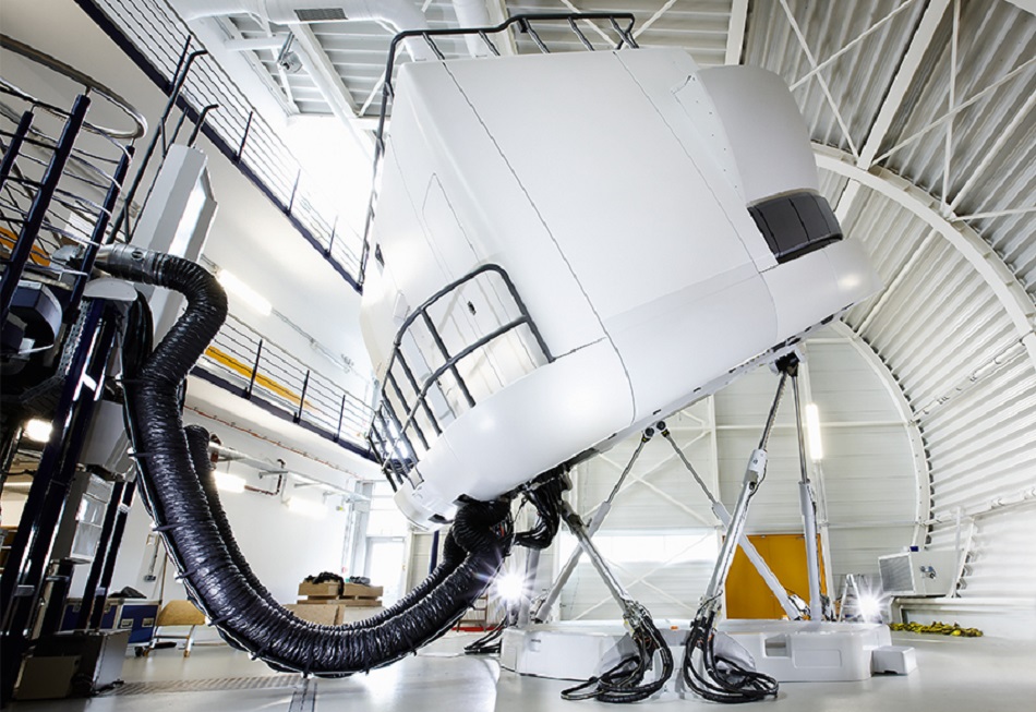 その他 Simulation Flight Training Equipment Flight Training Devices | CAE